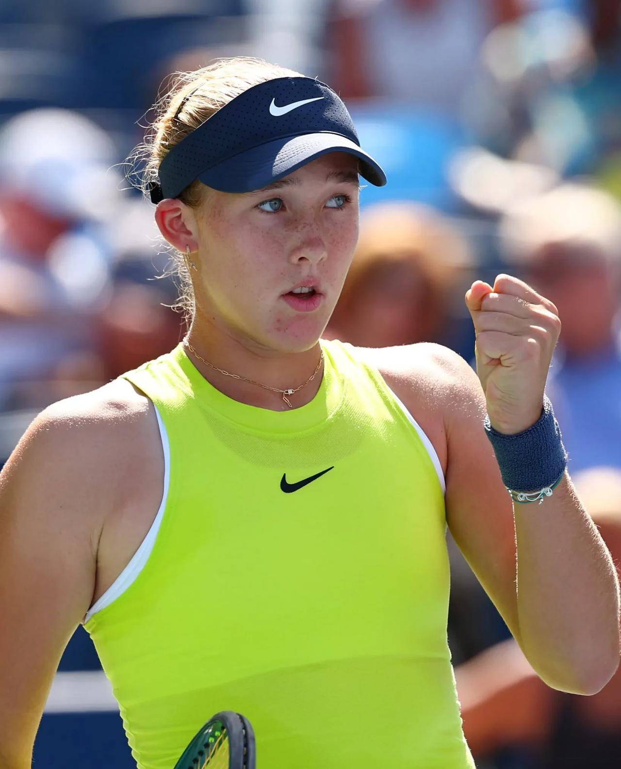 个足球圈带 个足球圈带