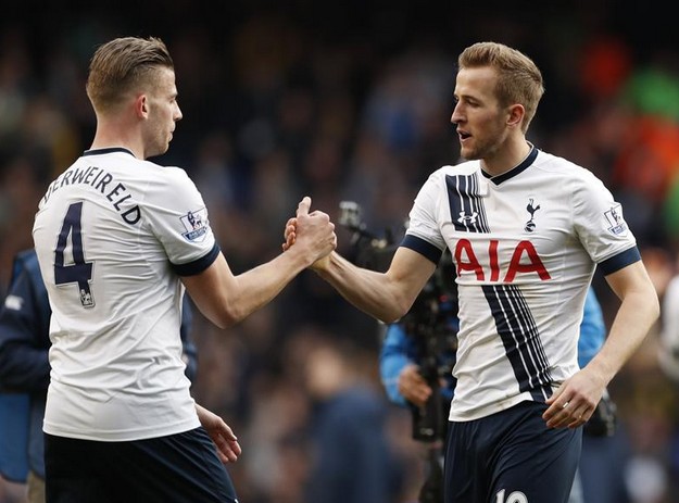 表现突出 表现突出