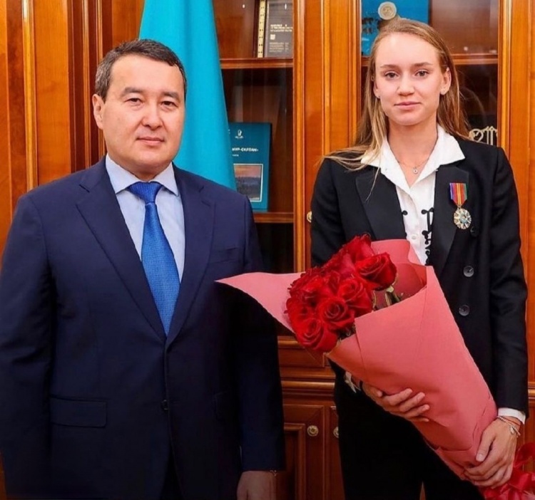 端的防守覆 端的防守覆