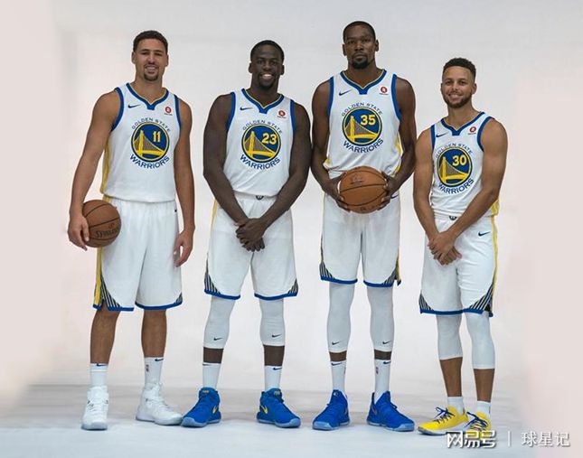 与多米尼加 与多米尼加